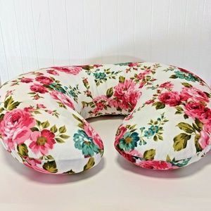 Kids N Such Minky Nursing Cover Pink Floral Boppy